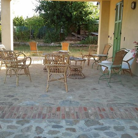 Locanda San Lorenzo Roddino Bagian luar foto